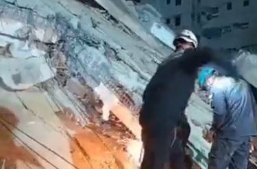 Nevjerovatna borba za život: Dječak pronađen živ poslije šest dana pod ruševinama (VIDEO)