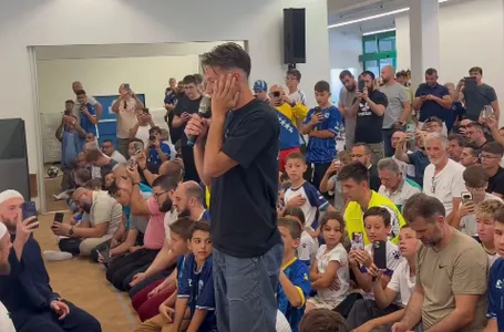 Dočekao ga krcat mesdžid: Amar Dedić učio ezan na dočeku u džematu u Grazu