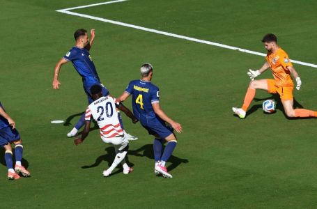 Skandalozna odluka FIFA-e: Mogao Muharemoviću završiti karijeru, a sada mu poništen crveni karton