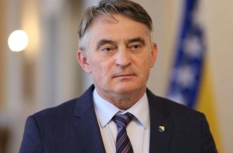 Komšić se oprostio od generala Ismeta Hadžića: Vječna slava i hvala