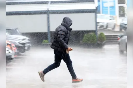 Veliko nevrijeme u BiH: U dvije regije danas se očekuje grmljavinsko nevrijeme praćeno ledom