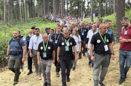 Hiljade učesnika krenule iz Nezuka na Marš mira