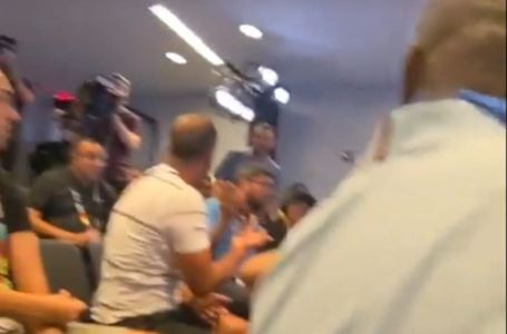 Haos na konferenciji Maroka: Novinari se sukobili pred Brahimom Dijazom, odzvanjalo: "Udario me!