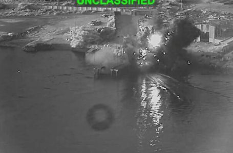 Amerika pet sati bombardovala Iran, završen je napad