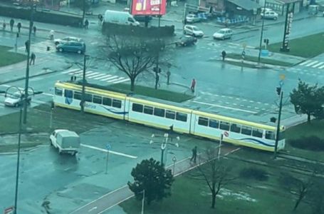 Drama u Sarajevu: Tramvaj u Nedžarićima se zapalio tokom vožnje