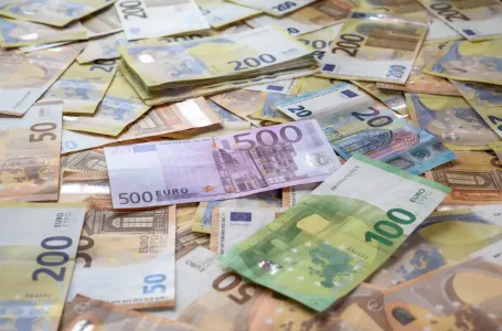 Pare će im se lijepiti za prste: Ova 3 znaka od 20. jula konačno pune novčanike i zaboravljaju...