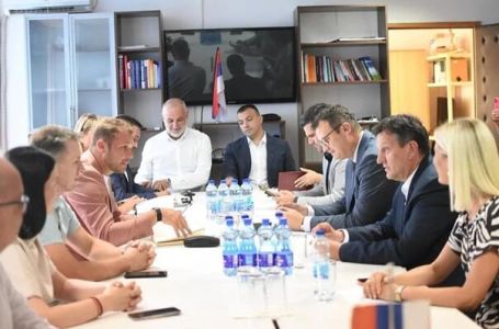 Bez Vukanovića i Crnatka: Tri opozicione stranke prave plan za izbore