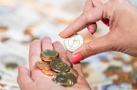 Penzioneri u FBiH izračunali za koliko će im maraka biti veća julska penzija. Ministar: “Rast će još