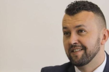 Adi Kalem podnio ostavku na stranačku funkciju, ali ostaje u SDA