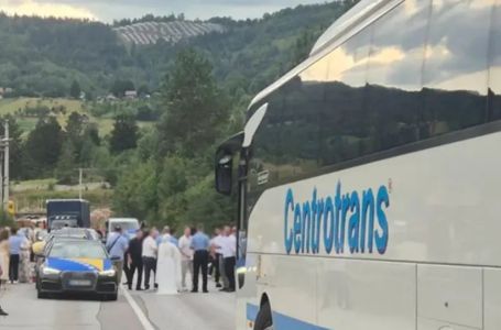 OBUSTAVLJEN SAOBRAĆAJ NA PUTU SARAJEVO–SOKOLAC: Fizički se sukobilo više lica