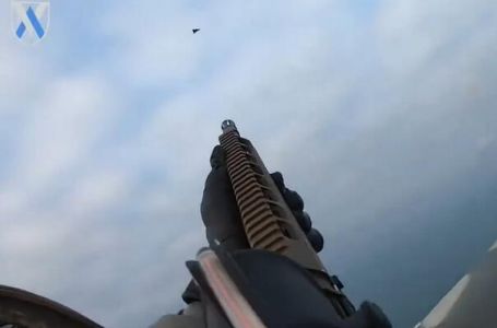 Nadrealna snimka iznad Odese, pogledajte kao Ukrajinci obaraju ruske dronove