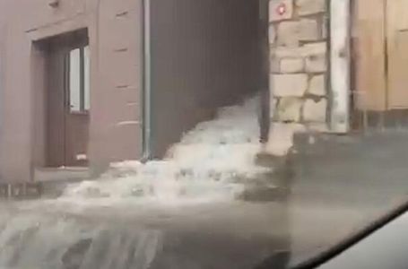 Snažno nevrijeme pogodilo bh. grad, poplavile ulice (VIDEO)