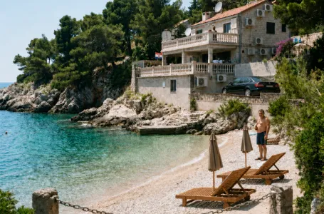 Možete li na plažu ispred tuđe vile? Evo šta kaže zakon