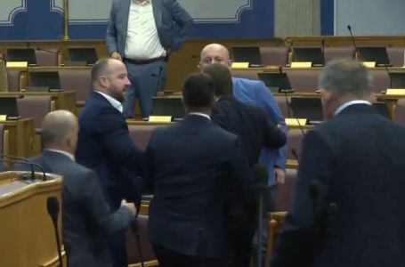 Zamalo obračun u Skupštini Crne Gore. Ministar krenuo na poslanika