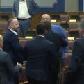 Zamalo obračun u Skupštini Crne Gore. Ministar krenuo na poslanika