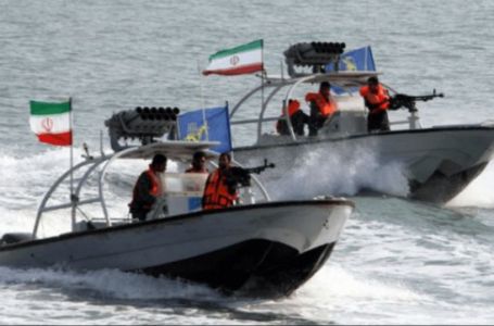 Iran postavio ultimatum za Hormuz: Traži kontrolu nad plovnim putevima ili moreuz ostaje zatvoren