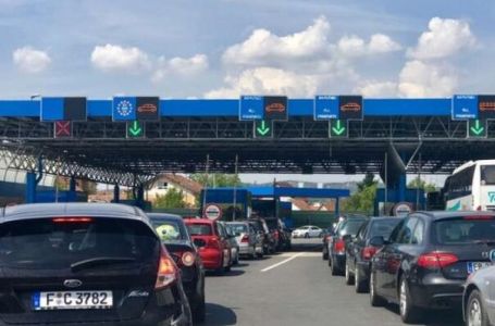 Gužve i zastoji na cestama BiH, duge kolone na GP Izačić i Velika Klauša