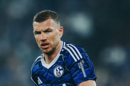 Otkriveno zašto Džeko još nije potpisao za Schalke: Nijemci objavili razlog
