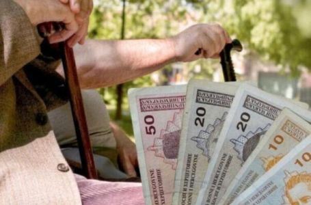 Penzionerima u srijedu stiže povećana penzija, evo koliko sada iznosi najniža