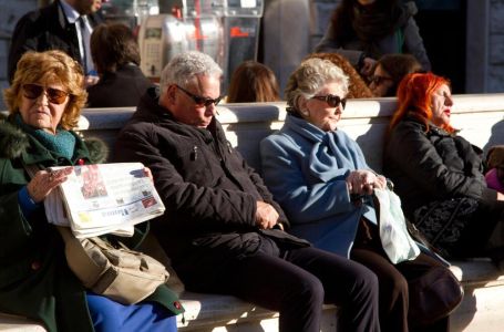Sjajne vijesti - ovi penzioneri će u srijedu primiti uvećane penzije: Saopšteni su svi detalji