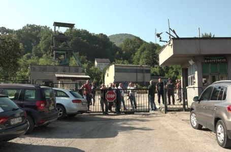 Deset zeničkih rudara četvrtu noć ostali u jami Raspotočje