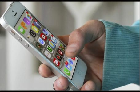 Ovu aplikaciju sigurno imate na telefonu: A ona vas neprestano špijunira i krade vam lične podatke