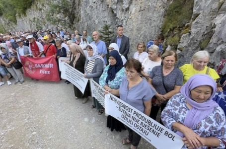 Prije 34 godine pripadnici MUP-a RS svirepo ubili 224 Bošnjaka i Hrvata na Korićanskim stijenama