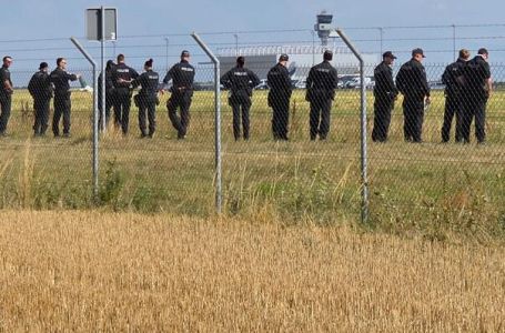 Pronađen treći dron i sumnjivi eksploziv nakon pokušaja napada na aerodrom
