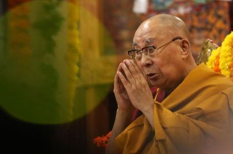 Dalaj Lama: Molim za sve koji su pogođeni ovom tragedijom