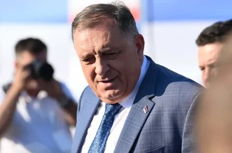 Dodik najavio sastanak sa Putinom u septembru