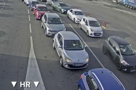 Velike kolone na izlazu iz BiH, evo gdje su najveće gužve