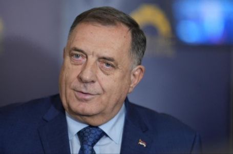Skandalozno, Dodik opet provocira: Najavio da će otići na sahranu osuđenog zločinca Mladića