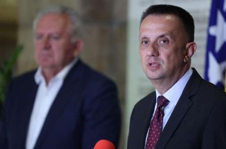 Lakić: Jednoglasna podrška za mjere zbrinjavanja 1.100 radnika Željezare