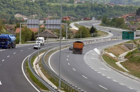 Stanje na putevima: Radovi na brojnim dionicama, pogledajte gdje će biti obustave saobraćaja