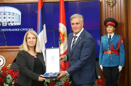 Ambasadorka Izraela u BiH odlikovana u Banjaluci: "Republiku Srpsku nosim u srcu"