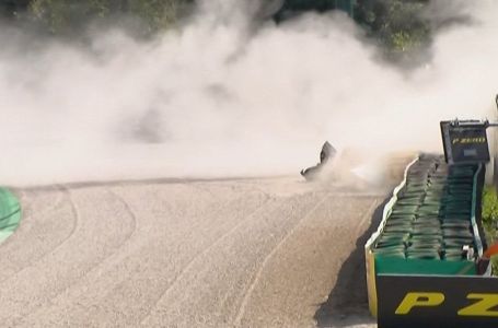 Haotične scene u Monci: Lekler doživio težak sudar, utrka prekinuta