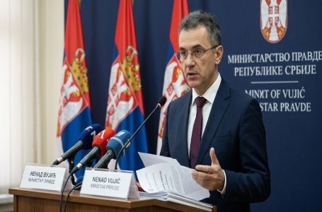 Ministar pravde Srbije se hitno oglasio: Da li će ratnom zločincu Mladiću biti oduzet čin generala?