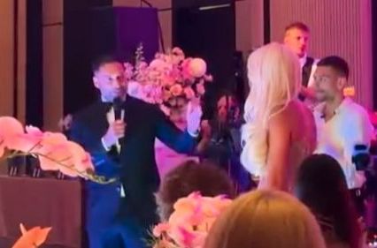 Karleuša poljubila bivšeg supruga pred svima: Haos u hotelu, gosti vrište (VIDEO)