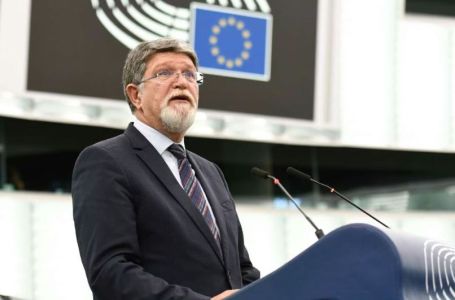 Picula: Srbija ne može veličati ratne zločince i istovremeno težiti EU-u