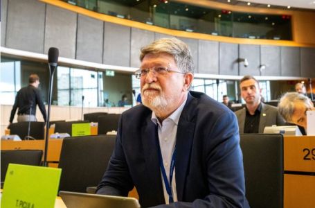 Picula: Vrijeme je za oštrije akcije protiv režima u Beogradu