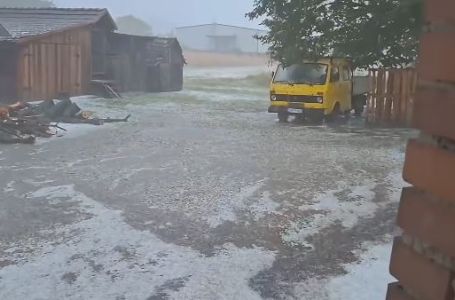 Nevrijeme stiglo u BiH: Nebo se otvorilo, padaju kiša i led - ovaj dio zemlje na udaru