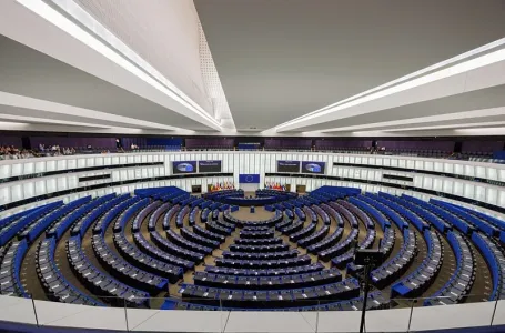 Evropski parlament zakazao raspravu o sahrani Mladića i veličanju zločinaca u Srbiji