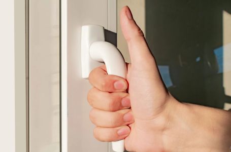 Imate PVC ili drvene prozore? Prije zime obavezno provjerite ove stvari