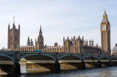 Oglasila se Velika Britanija nakon presude Hašimu Tačiju