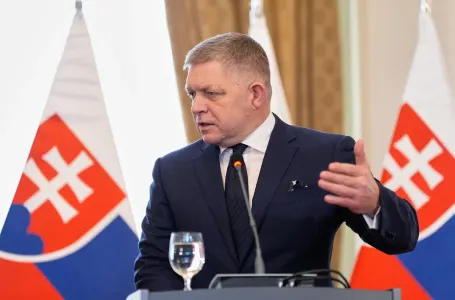 Fico: Ne želim da Slovačka bude uvučena u rat zbog Člana 5 NATO-a