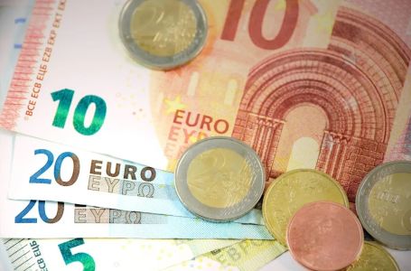Do kraja mjeseca stiže novac za 3 znaka: Pun Mjesec puni džepove do vrha