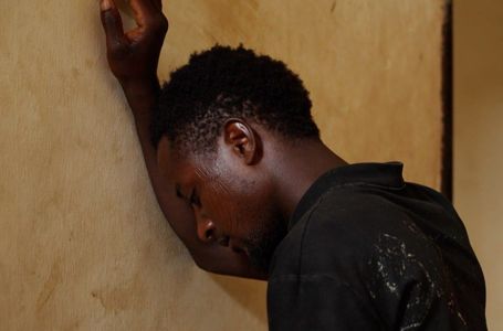 Stravična tragedija u Nigeriji: Najmanje 37 zatvorenika umrlo u ćeliji bez vode i ventilacije