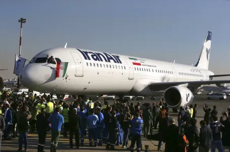 UAE obustavili letove iranskih avioprevoznika do daljnjeg