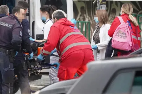 Užas u Srbiji: Dječak (15) šutnuo vršnjaka u leđa, on pao, udario glavom o pločnik i preminuo!