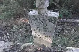 Šokantno: Državna službenica prekopala mezarje na Palama zbog izgradnje vikendice